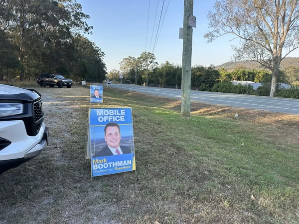 Community Roadside Maudsland Cliff Bird Park 6 Oct 2025